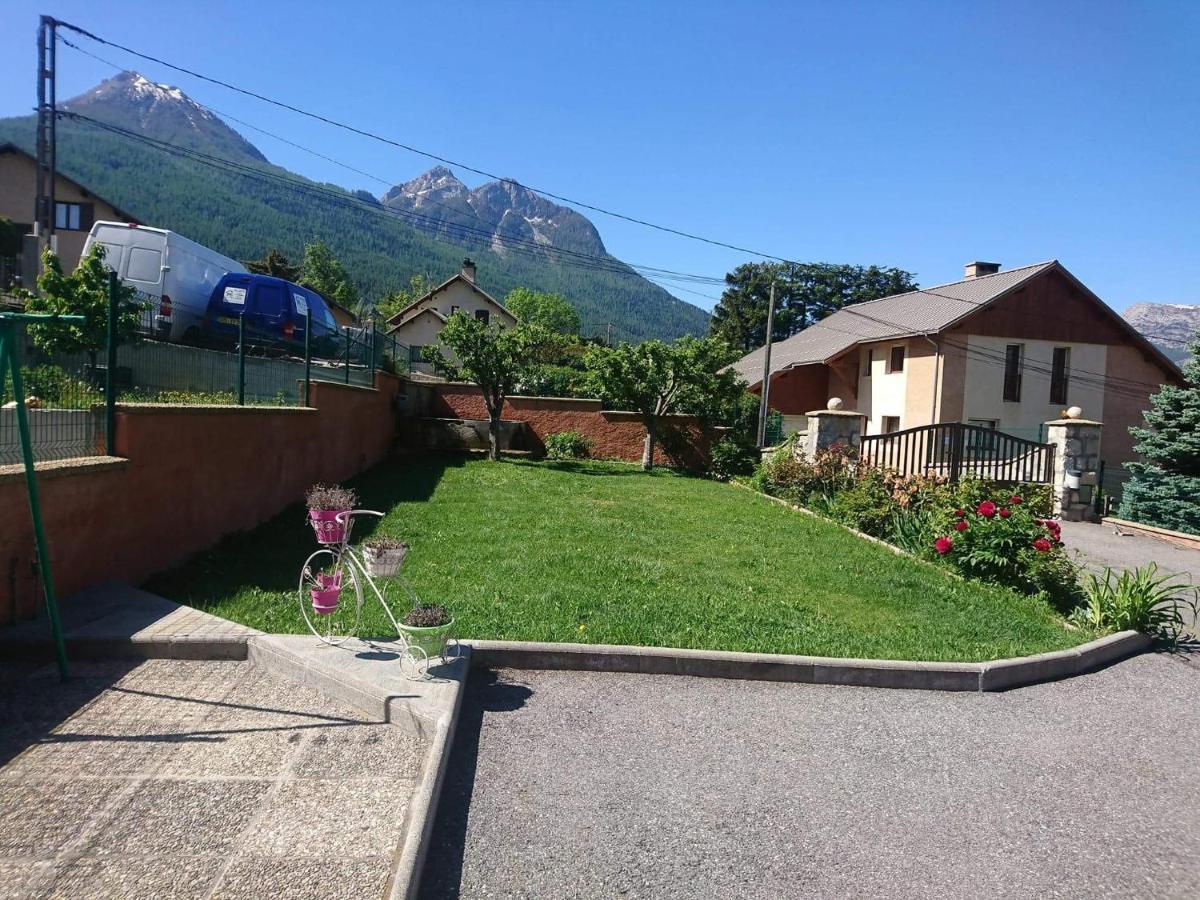 Maison Mitoyenne Avec Terrasse Villar-Saint-Pancrace 외부 사진